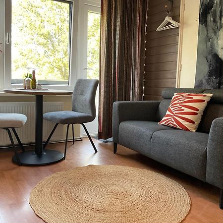 Comfortabele Familie Suite Met 2 Slk, Speelzolder, Balkon, Airco Den Ham Dış mekan fotoğraf