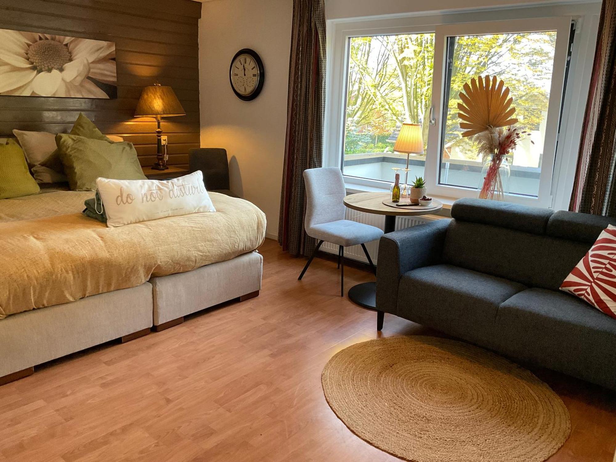 Comfortabele Familie Suite Met 2 Slk, Speelzolder, Balkon, Airco Den Ham Dış mekan fotoğraf